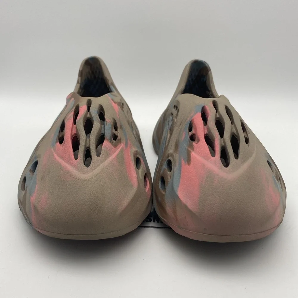 adidas size yeezy